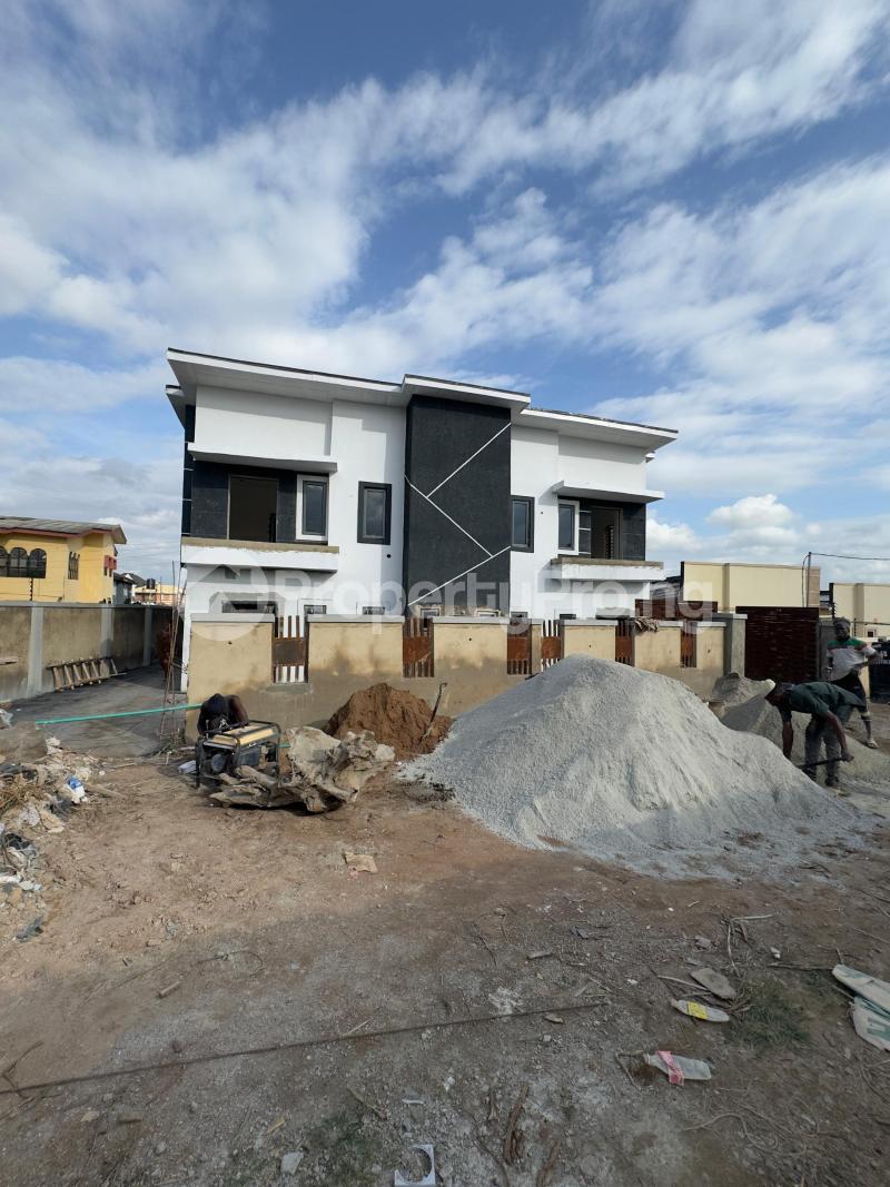 5 bedroom House for sale Behind Springfield Hotel, Eleyele/ologuneru Road, Ibadan Eleyele Ibadan Oyo