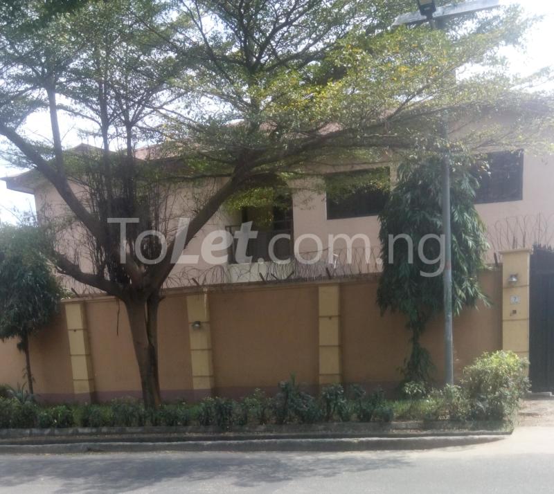 4 bedroom House for rent 7 Emmanuel Ketshi, Magodo Kosofe/Ikosi Lagos
