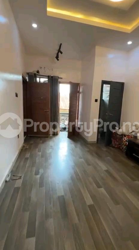 1 bedroom Flat / Apartment for rent Finbars Road By Chemist Bus Stop Akoka Yaba Lagos