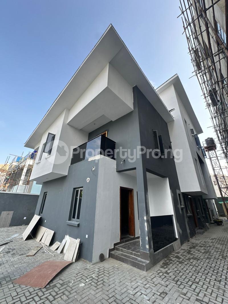 3 bedroom Flat / Apartment for rent ONIRU Victoria Island Lagos