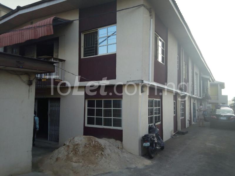 3 bedroom Flat / Apartment for rent 39 Ajayi Road, Oppostie Holllywood Hotel Aguda(Ogba) Ogba Lagos
