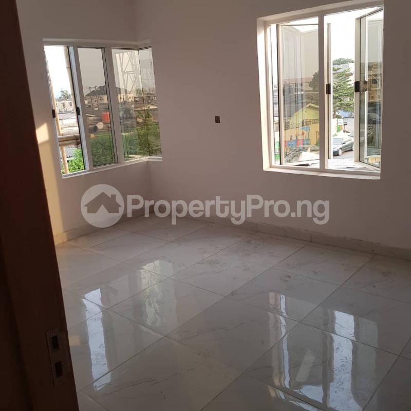 4 Bedroom House in Adeniran Ogunsanya Surulere Lagos House for sale in surulere House in