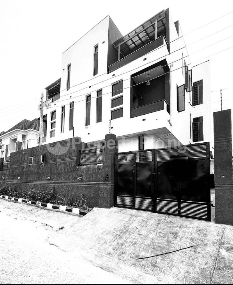 4 bedroom House for rent Osapa london Lekki Lagos