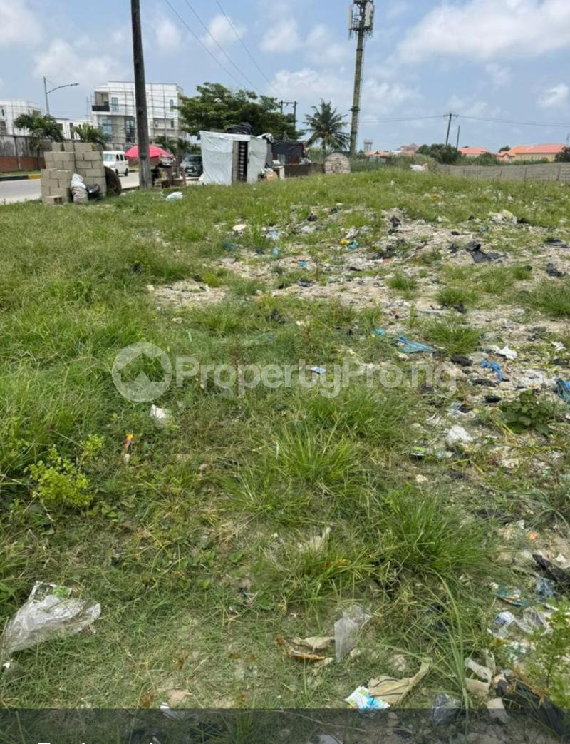 Land for sale Sharing Fencing With Shoprite, Sangotedo Ajah Lagos