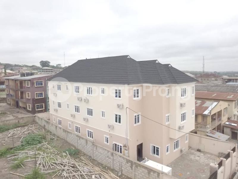 10 bedroom Flat / Apartment for sale Ojokondo Street, Agbowo Area, Ibadan Nigeria Ibadan Oyo