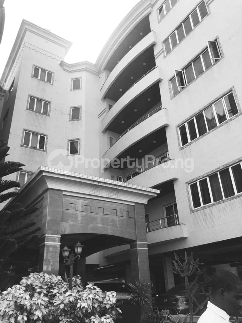 10 bedroom House for rent Victoria Island Lagos