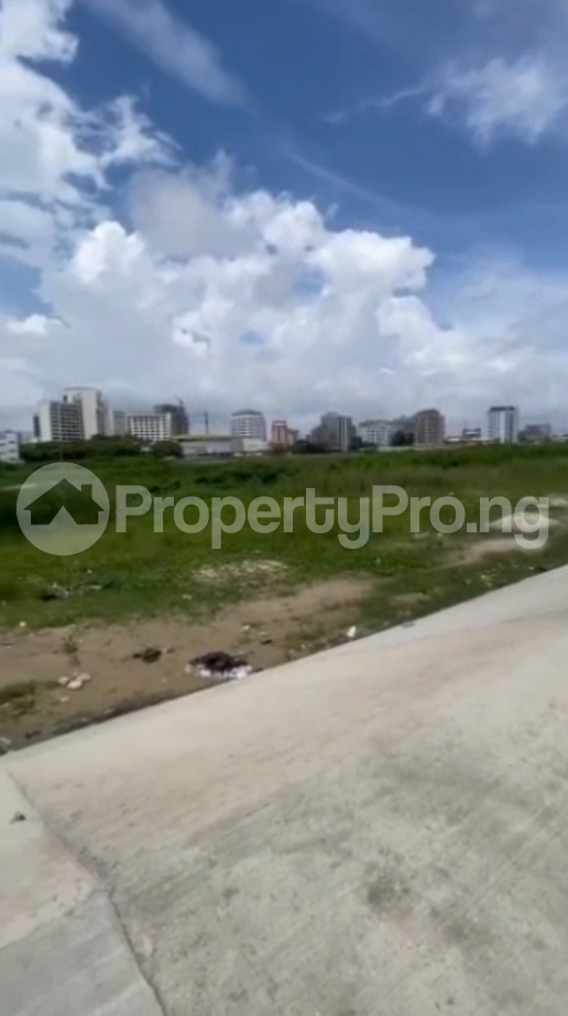 Land for sale Near Eko Hotel Facing Coastal Road Victoria Island Lagos