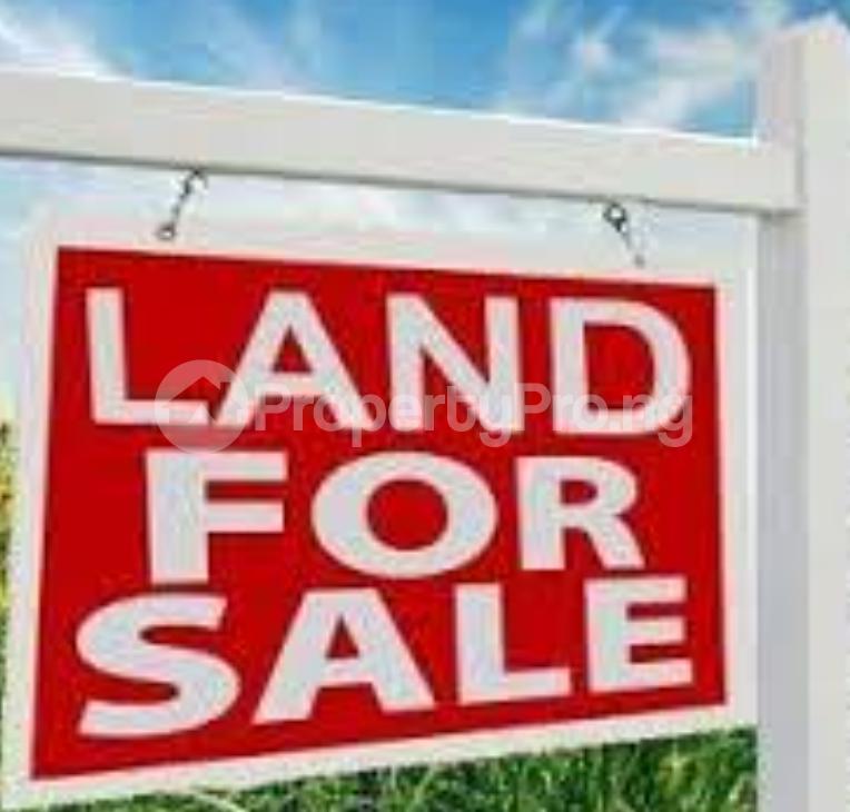 Land for sale Yabatech Quarters, Jibowu Yaba Lagos - 1