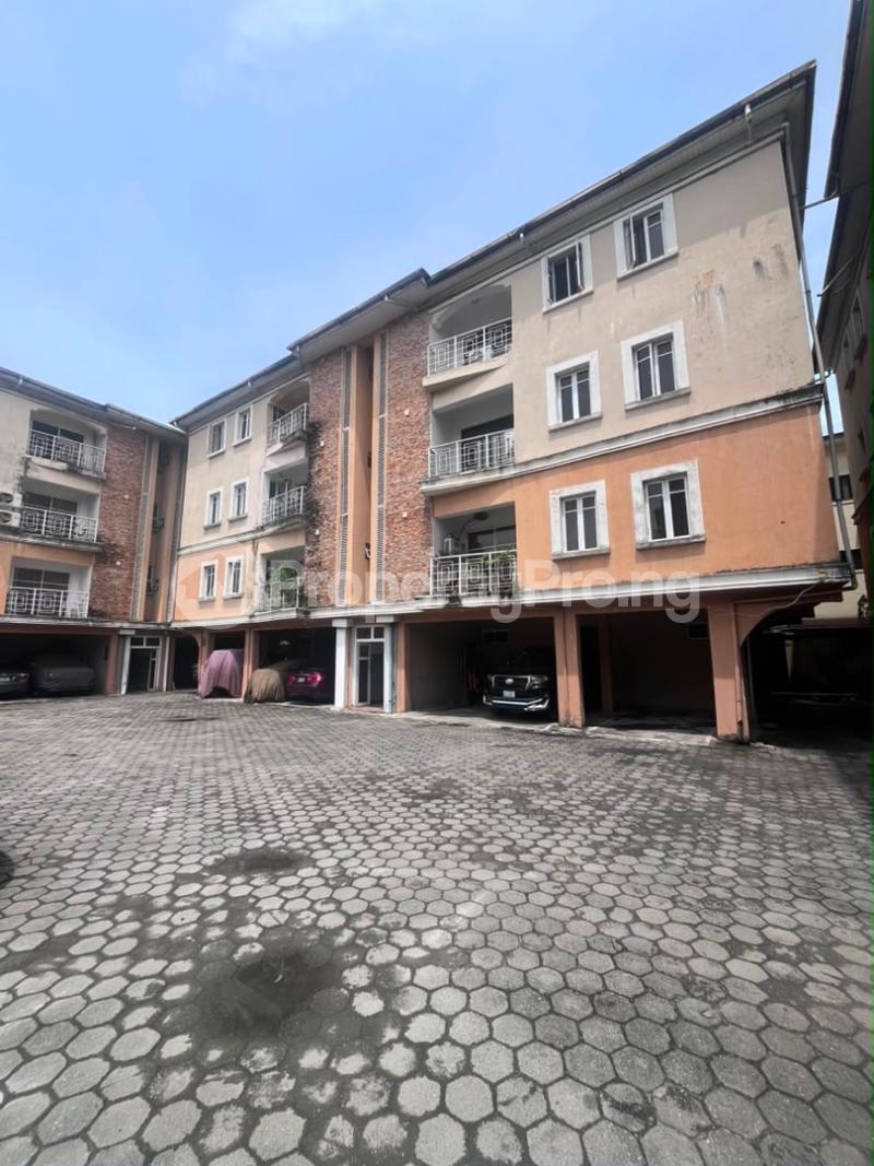 3 bedroom Flat / Apartment for sale ONIRU Victoria Island Lagos
