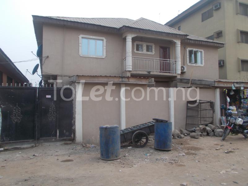 1 bedroom Flat / Apartment for rent Obawunmi Street. Yaba Yaba Lagos