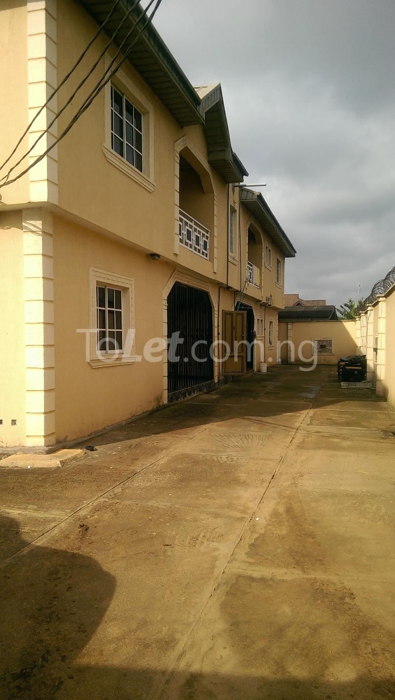 3 bedroom Flat / Apartment for rent 9 Folaranmi Crescent (cream Colour House), Off Baale Street, Olori Bus Stop, Akute Berger Ojodu Lagos