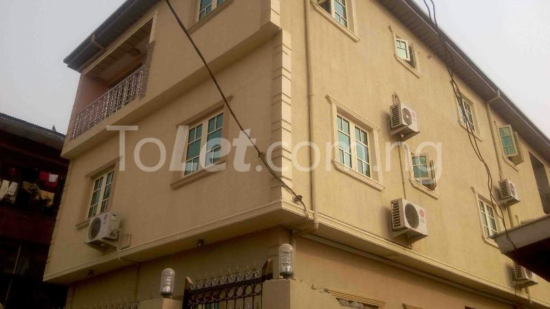 2 bedroom Flat / Apartment for rent Akeusola Gbagada Gbagada Lagos