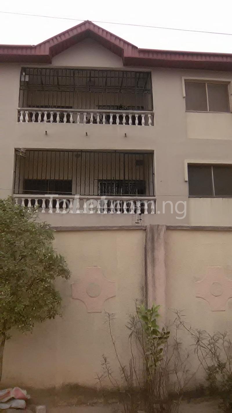 3 bedroom Flat / Apartment for rent Fasheun Street. Ago palace Okota Lagos