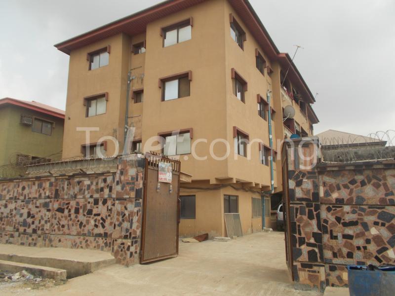 3 bedroom Flat / Apartment for rent No 19 Anthony Udoh Street. Ajao Estate Isolo Lagos