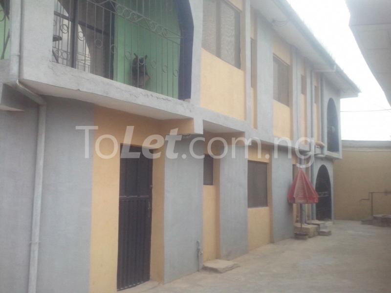3 bedroom Flat / Apartment for rent Aboru, Alimosho Lagos