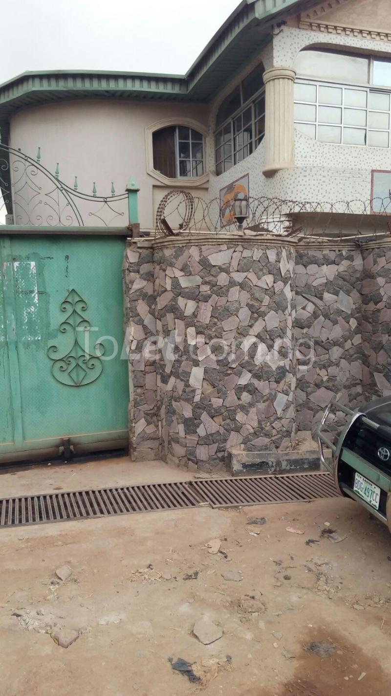 4 bedroom Flat / Apartment for rent Bishop Hughes Off College Road, Ogba Ogba-Egbema-Ndoni Lagos