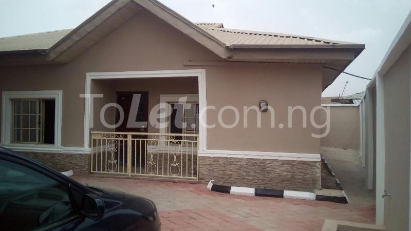 3 bedroom House for rent Soluyi, Gbagada Gbagada Lagos