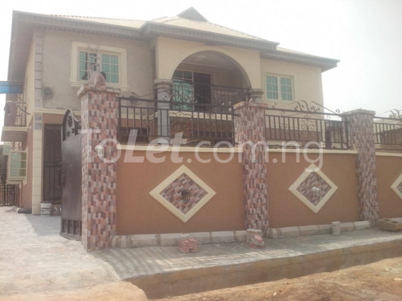 3 bedroom Flat / Apartment for rent Genesis Estate , Alimosho Lagos