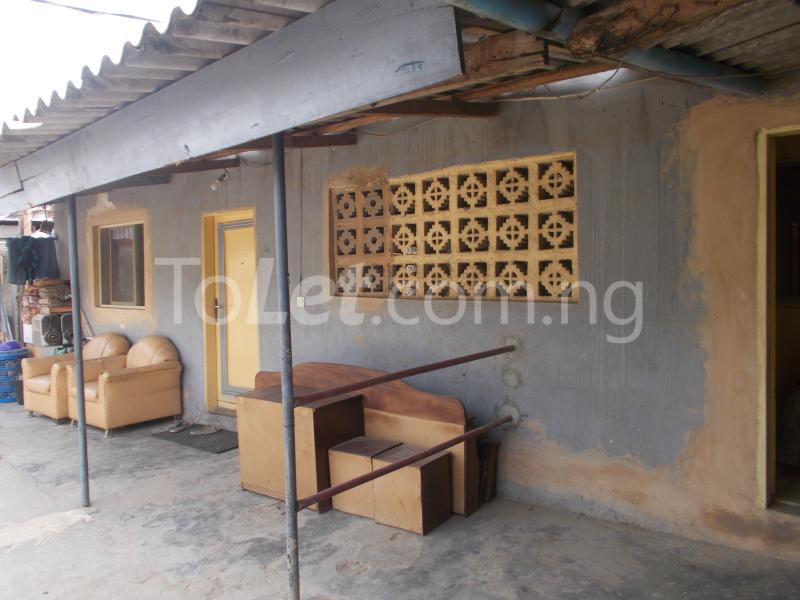 3 bedroom House for rent Ajibade Babalola Street Oshodi Expressway Oshodi Lagos