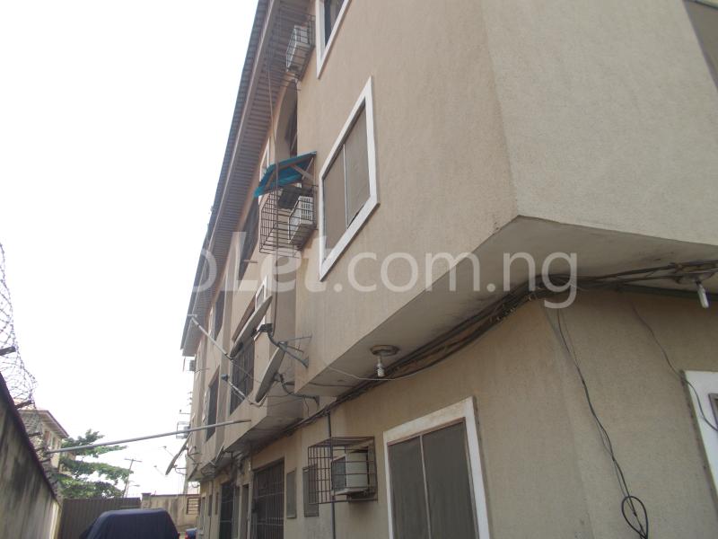 1 bedroom Flat / Apartment for rent Anthony Obey Street. Oshodi Expressway Oshodi Lagos