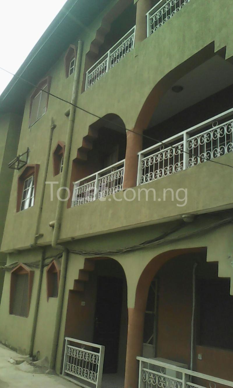3 bedroom Flat / Apartment for rent Anuoluwapo, Alapere Kosofe/Ikosi Lagos