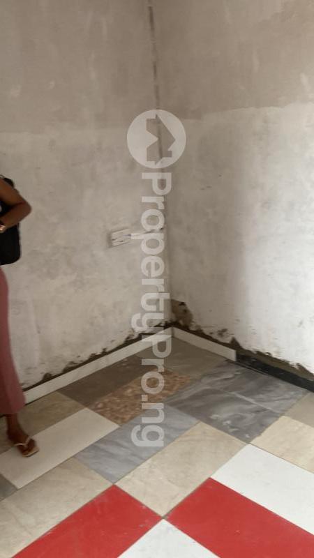 1 bedroom Flat / Apartment for rent Mafoluku Oshodi Lagos