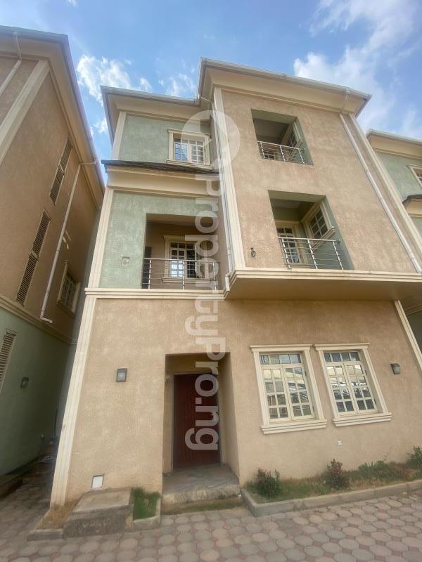 5 bedroom House for rent Jahi Abuja