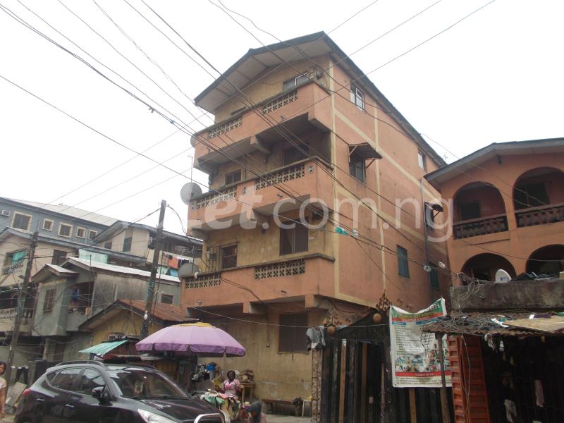 1 bedroom Flat / Apartment for rent Lagos Street. Ebute Metta Yaba Lagos
