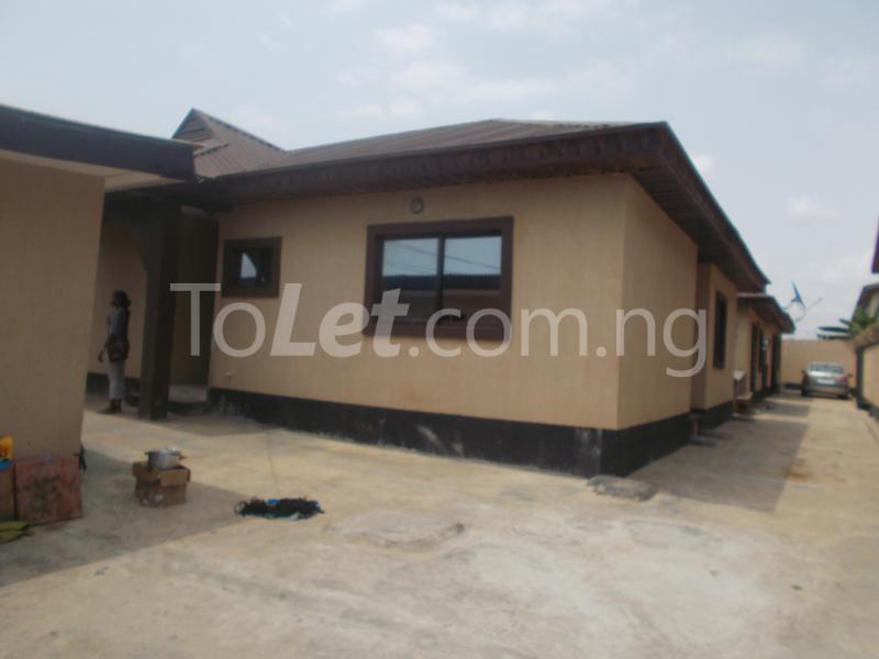 3 bedroom Flat / Apartment for rent Along Isheri Road Oshodi Expressway Oshodi Lagos