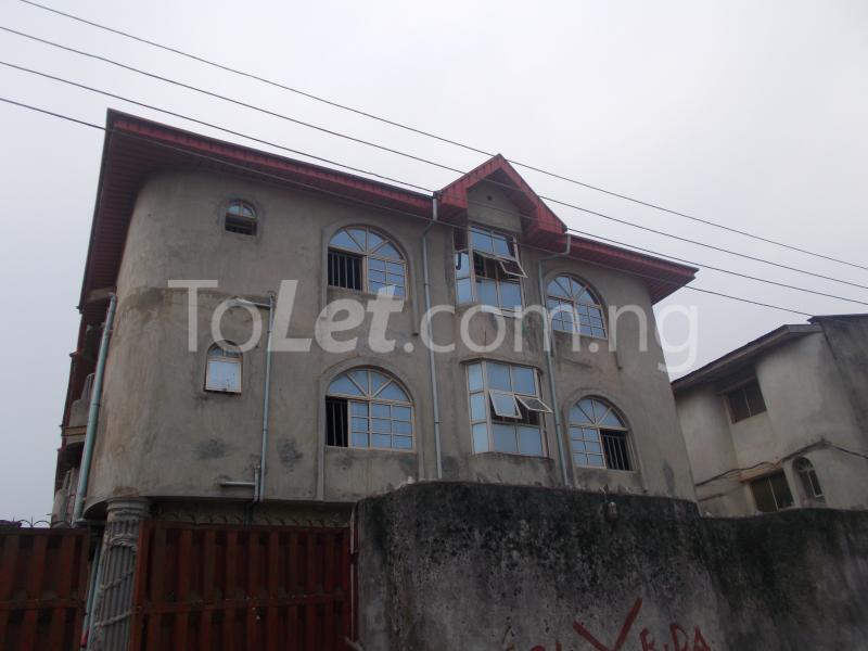 3 bedroom Flat / Apartment for rent Biodun Azeez Close Oshodi Expressway Oshodi Lagos