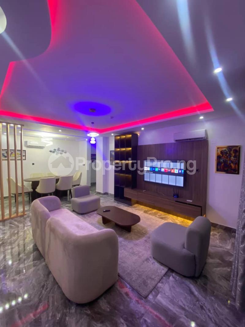 3 bedroom House for shortlet  Adeola Odeku Victoria Island Lagos