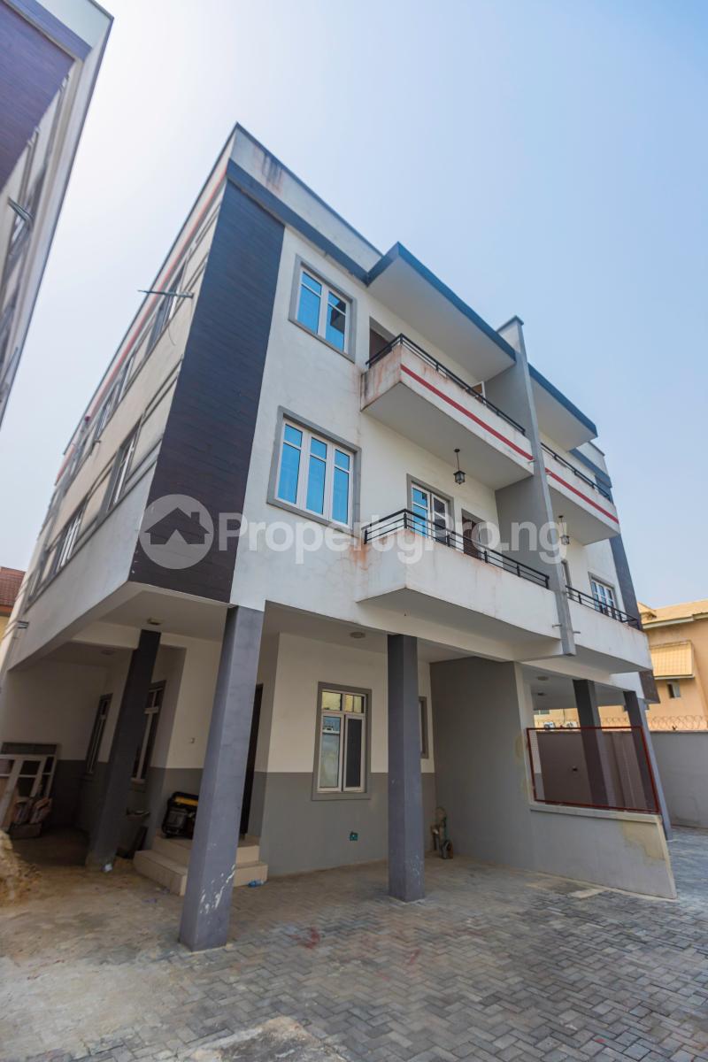 2 bedroom Flat / Apartment for rent Off Oba’s Palace Road ONIRU Victoria Island Lagos