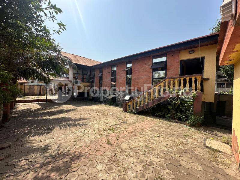 10 bedroom Commercial Property for sale Off Aare Avenue, New Bodija Estate Ibadan Oyo