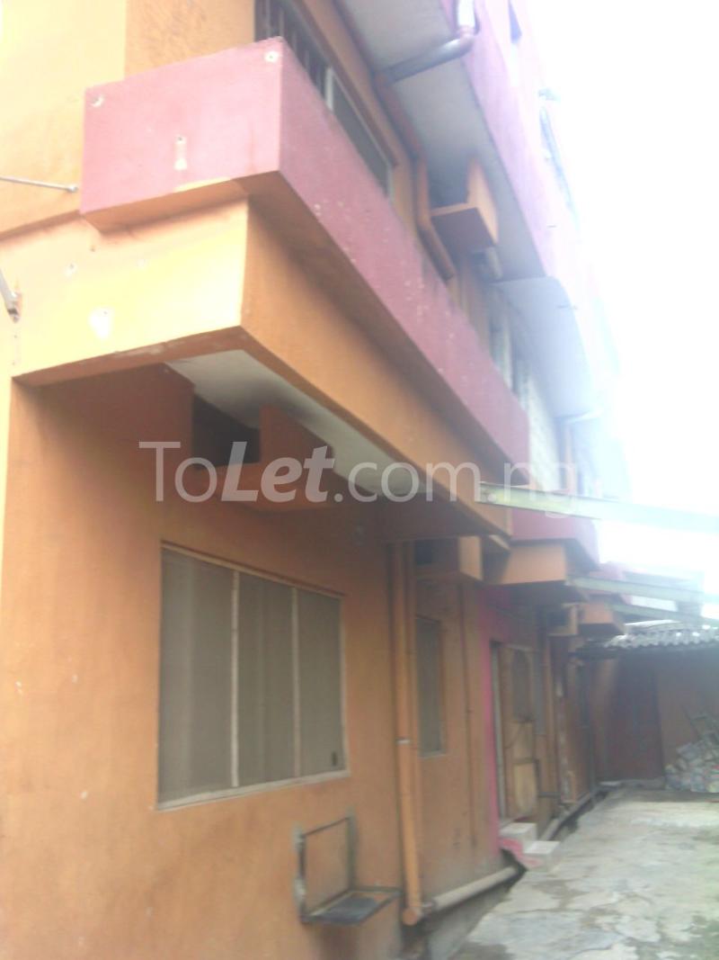 3 bedroom Flat / Apartment for rent Off Cole Street, Surulere Surulere Lagos