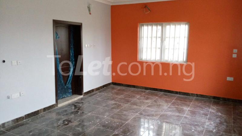 4 bedroom House for rent Along 94.1 Rainbow Fm, Opic Berger Berger Ojodu Lagos