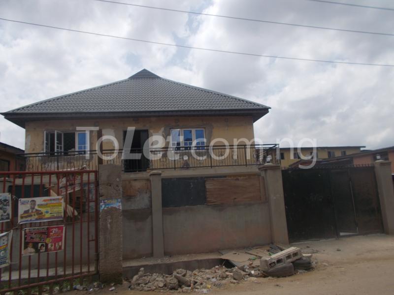 3 bedroom Flat / Apartment for rent Waheeb Larinde Street. Oshodi Expressway Oshodi Lagos