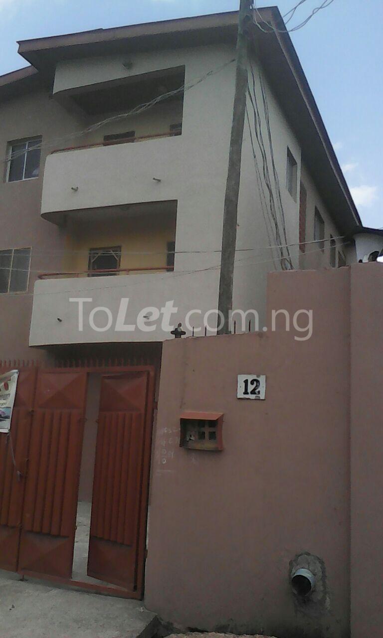3 bedroom Flat / Apartment for rent Elebiju Street, Ketu Kosofe/Ikosi Lagos