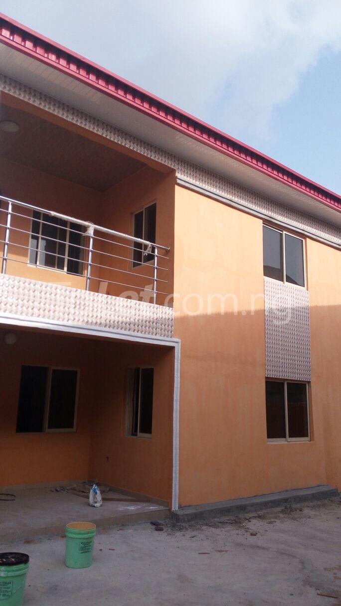 2 bedroom Flat / Apartment for rent Habeeb Hakeem Street, Surulere Surulere Lagos
