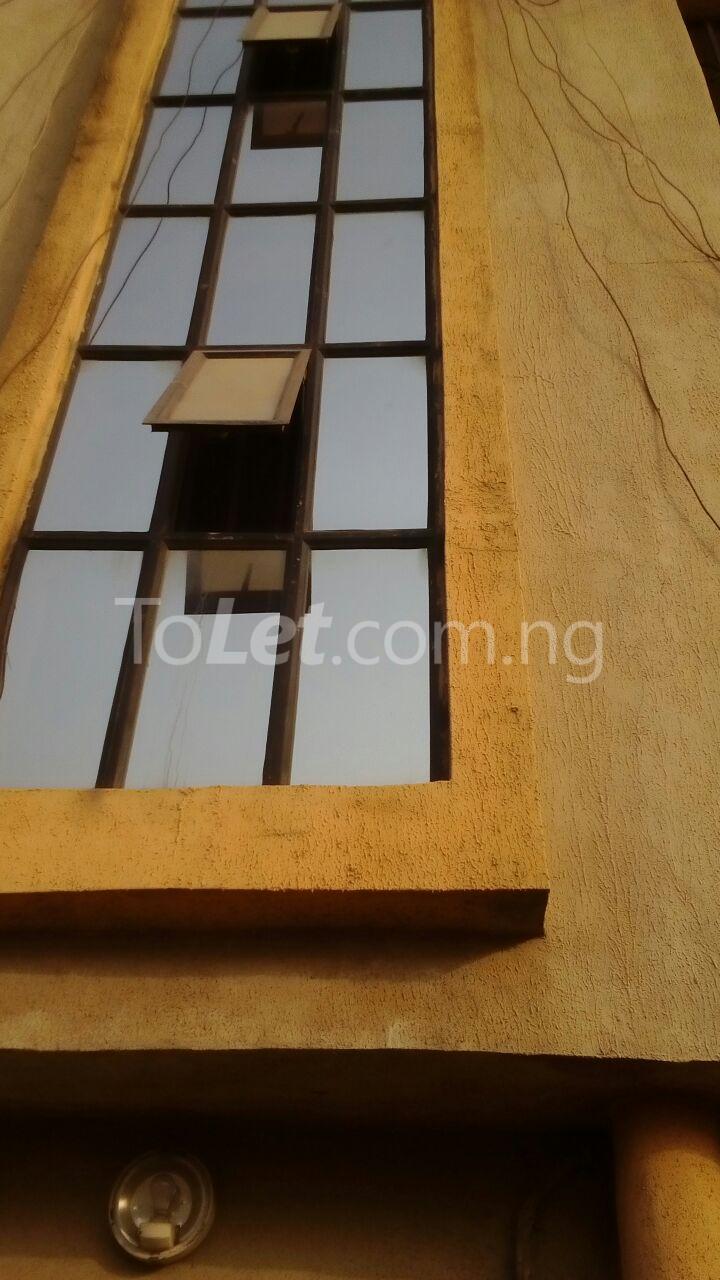 3 bedroom Flat / Apartment for rent Salami Street, Aguda Surulere Lagos