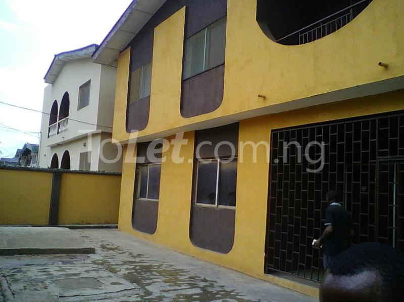 3 bedroom Flat / Apartment for rent Akowonjo, Alimosho Lagos
