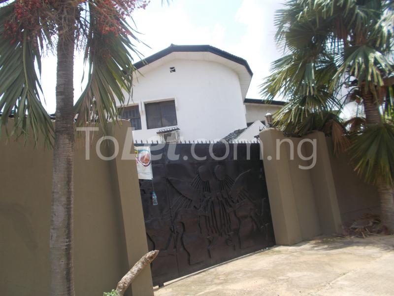 3 bedroom Flat / Apartment for rent Akinsanya Street. Ajao Estate Isolo Lagos