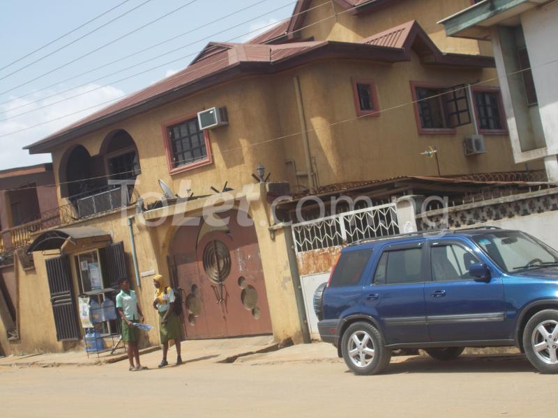 2 bedroom Flat / Apartment for rent Raheed Abayomi Street. Oshodi Expressway Oshodi Lagos