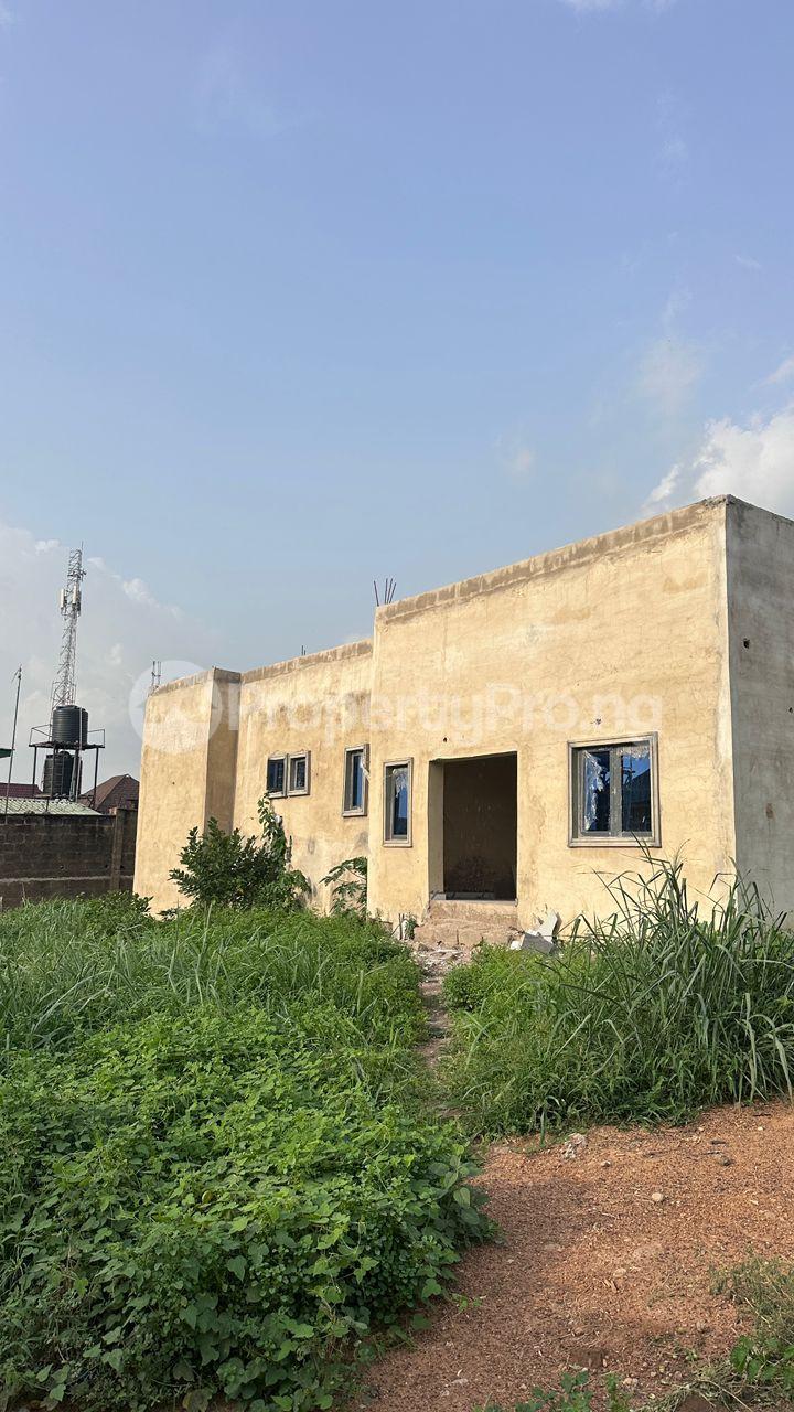 Commercial Property for sale Inaolaji Oluyole Estate Ibadan Oyo