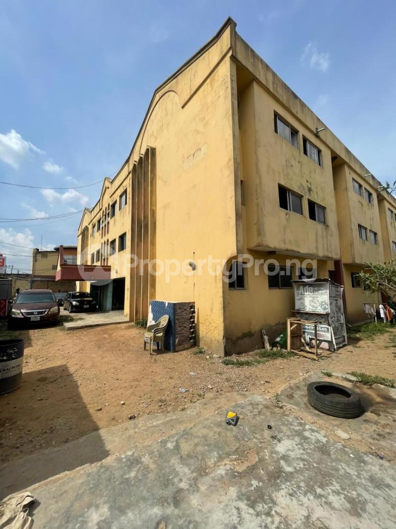 10 bedroom Commercial Property for sale Awolowo Junction Bodija Ibadan Oyo