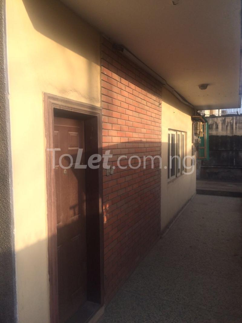 3 bedroom Flat / Apartment for rent Johnson Street, Surulere Surulere Lagos