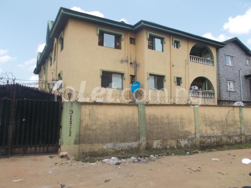 1 bedroom Flat / Apartment for rent No 3 Ezenwa Close Isolo Isolo Lagos