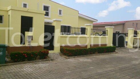 4 bedroom House for rent Close 8 Sangotedo Ajah Lagos