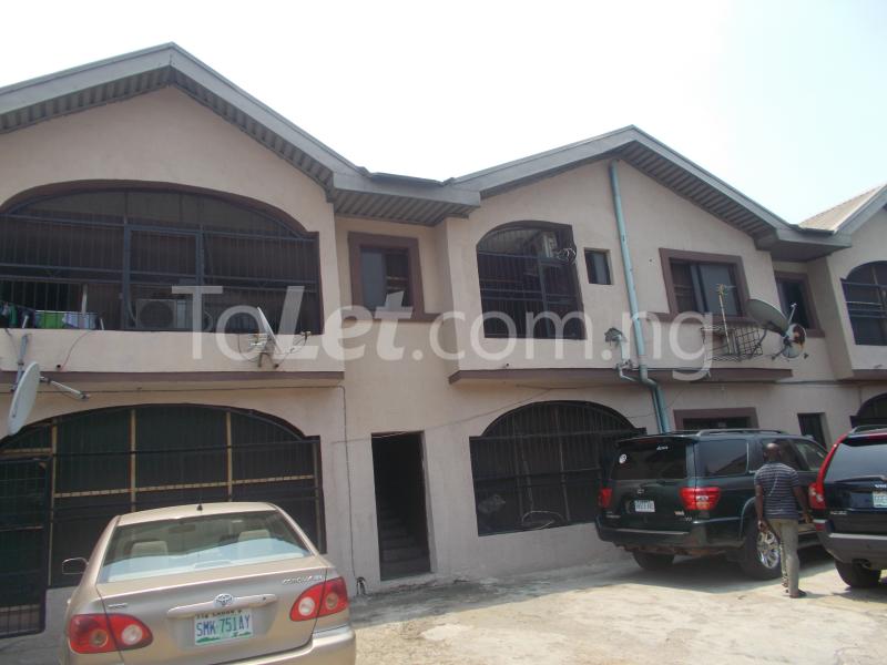 3 bedroom Flat / Apartment for rent Adewale Cresent Charity Street. Ajao Estate Isolo Lagos