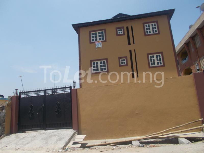 2 bedroom Flat / Apartment for rent Oremeji Street. Isolo Isolo Lagos