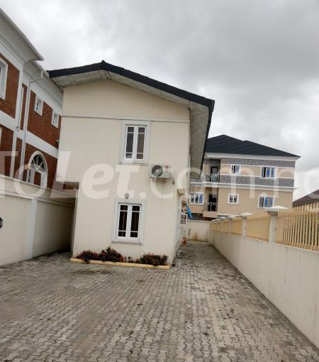 1 bedroom Flat / Apartment for rent  by Oniru Market Road Lekki Lekki Lagos